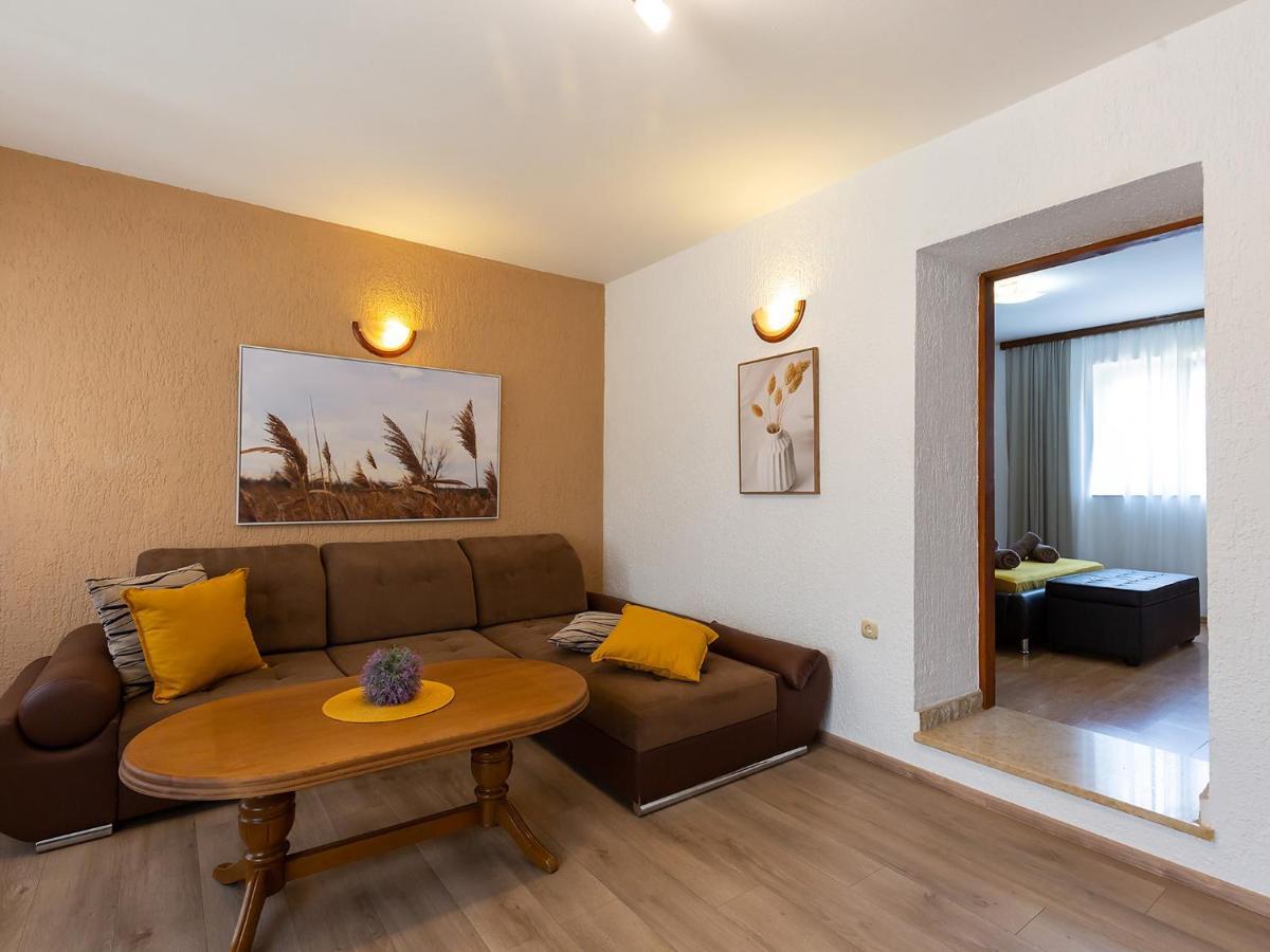 Apartments Fratta Frata エクステリア 写真